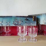 Vintage 70 crystal footed glass from Arques