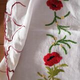 Nappe ancienne brodée