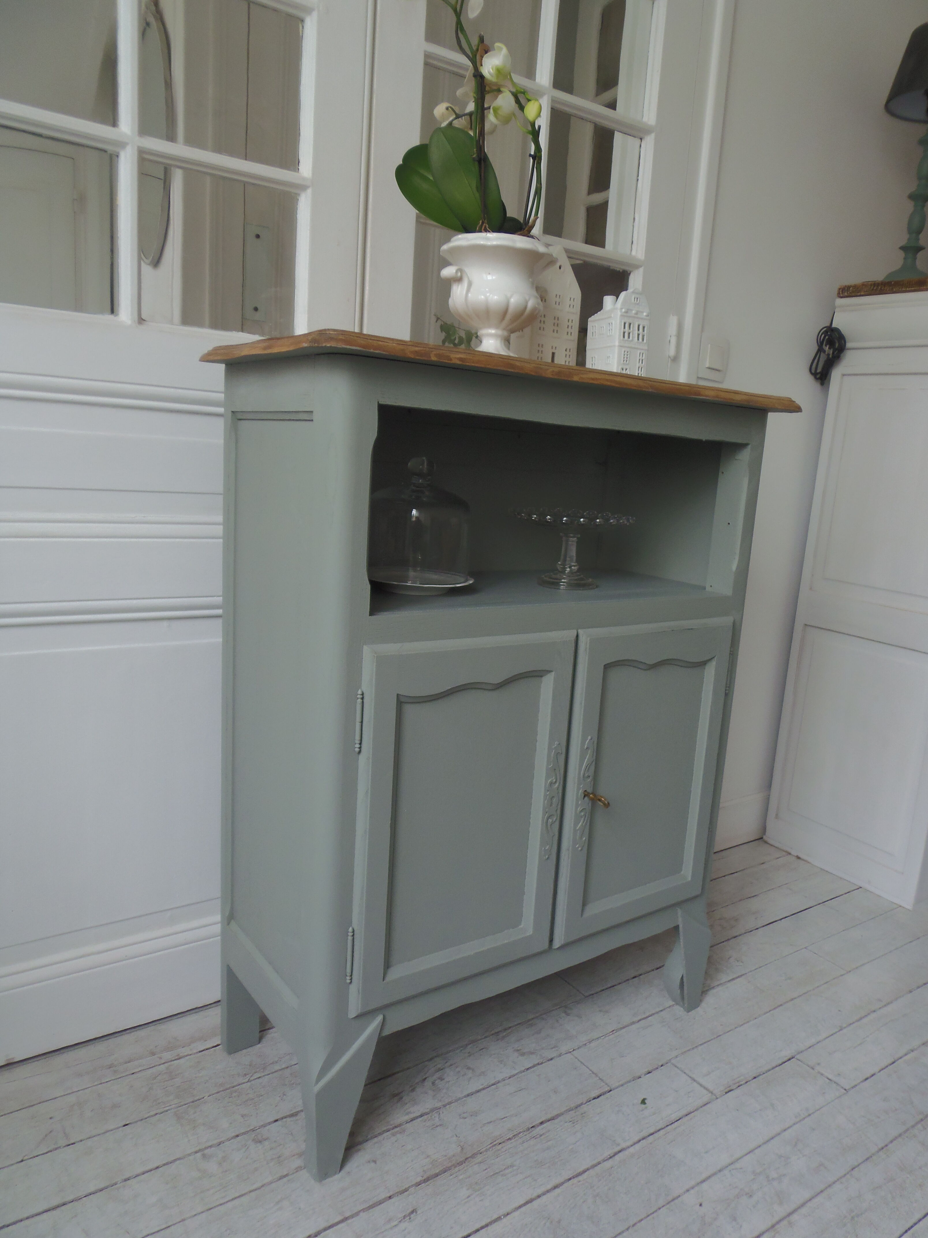 Vintage buffet green of gray, wooden tray