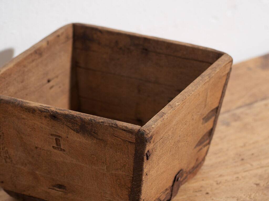 Old primitive style bowl (c.1920) #15