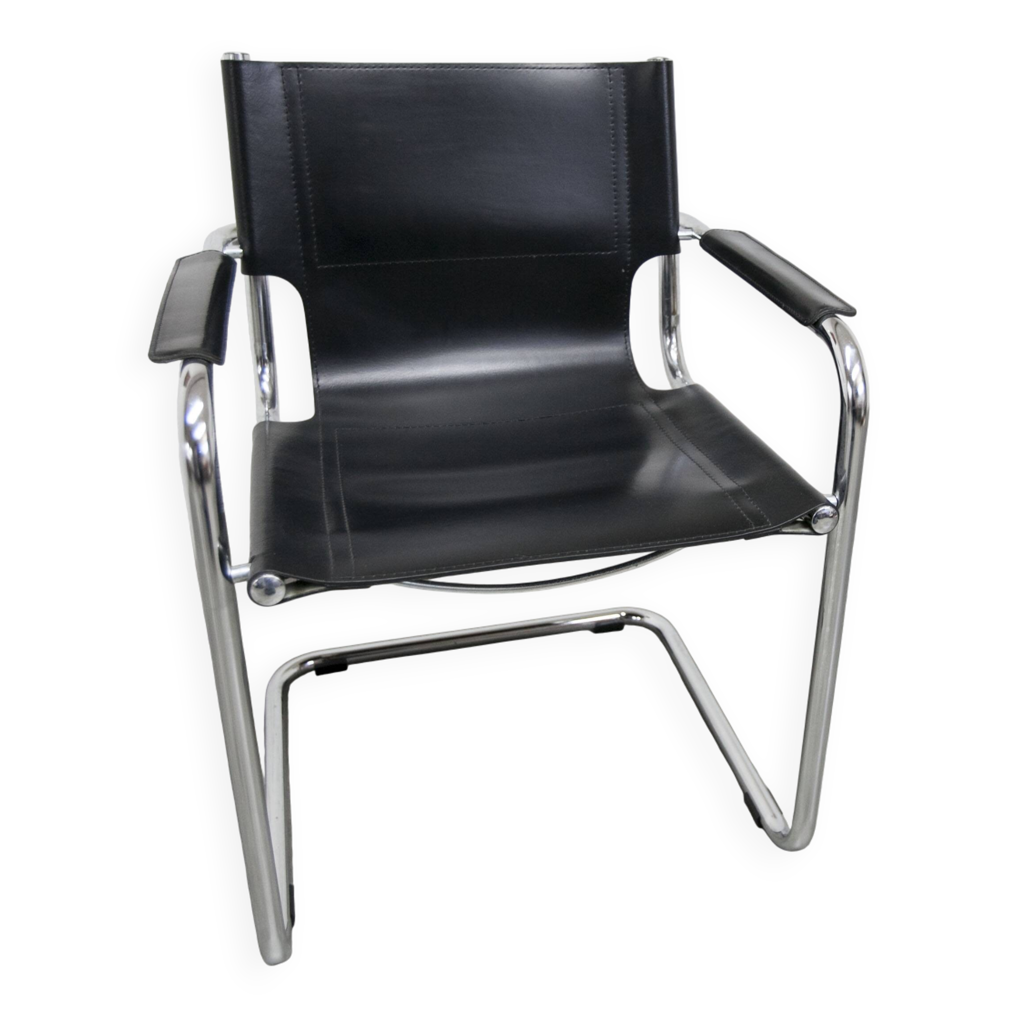Bauhaus 1970s cantilever armchair in black leather
