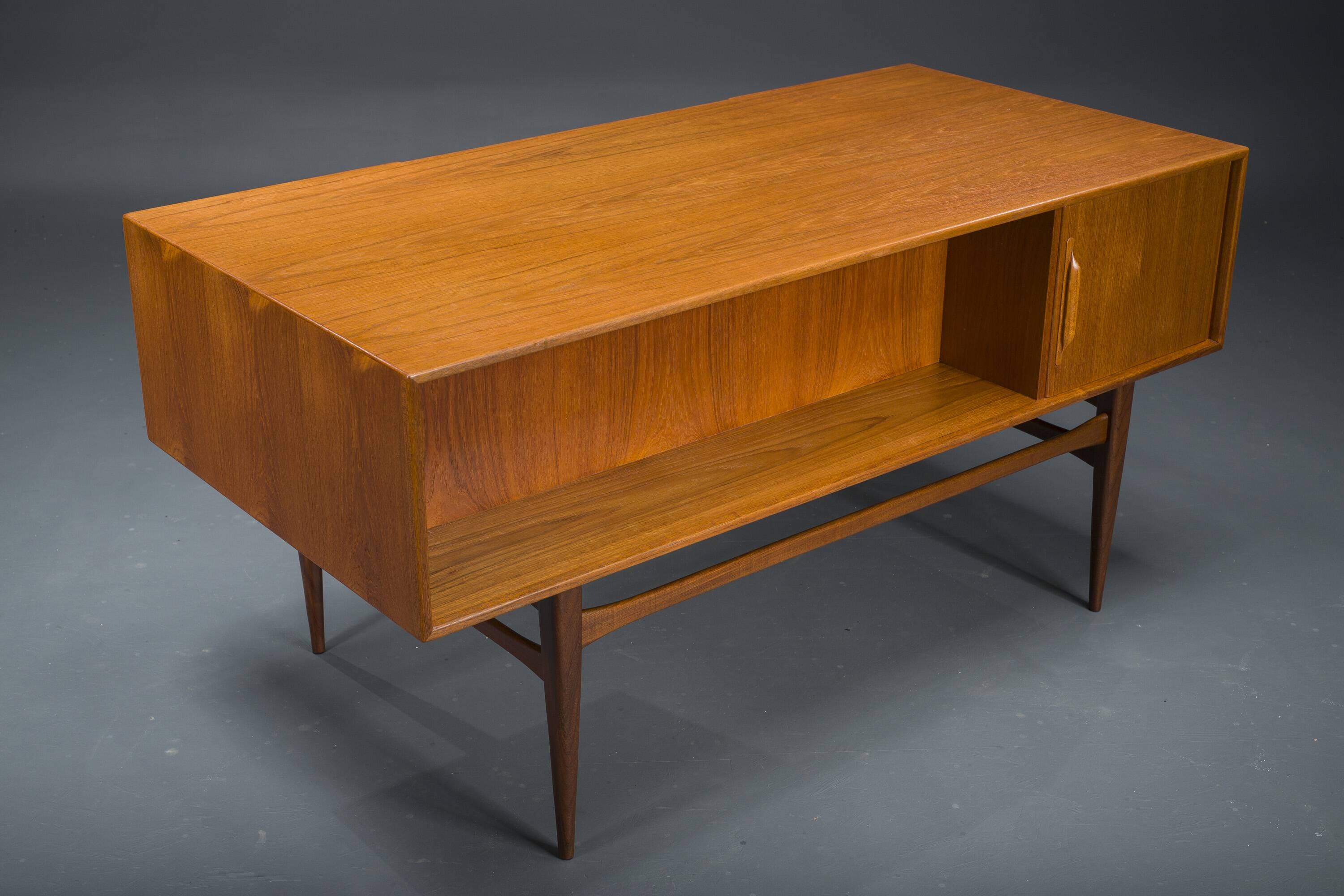 Bureau modèle Rt200 par Heinrich Riestenpatt années 1960