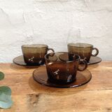 Six tasses à café en verre fumé