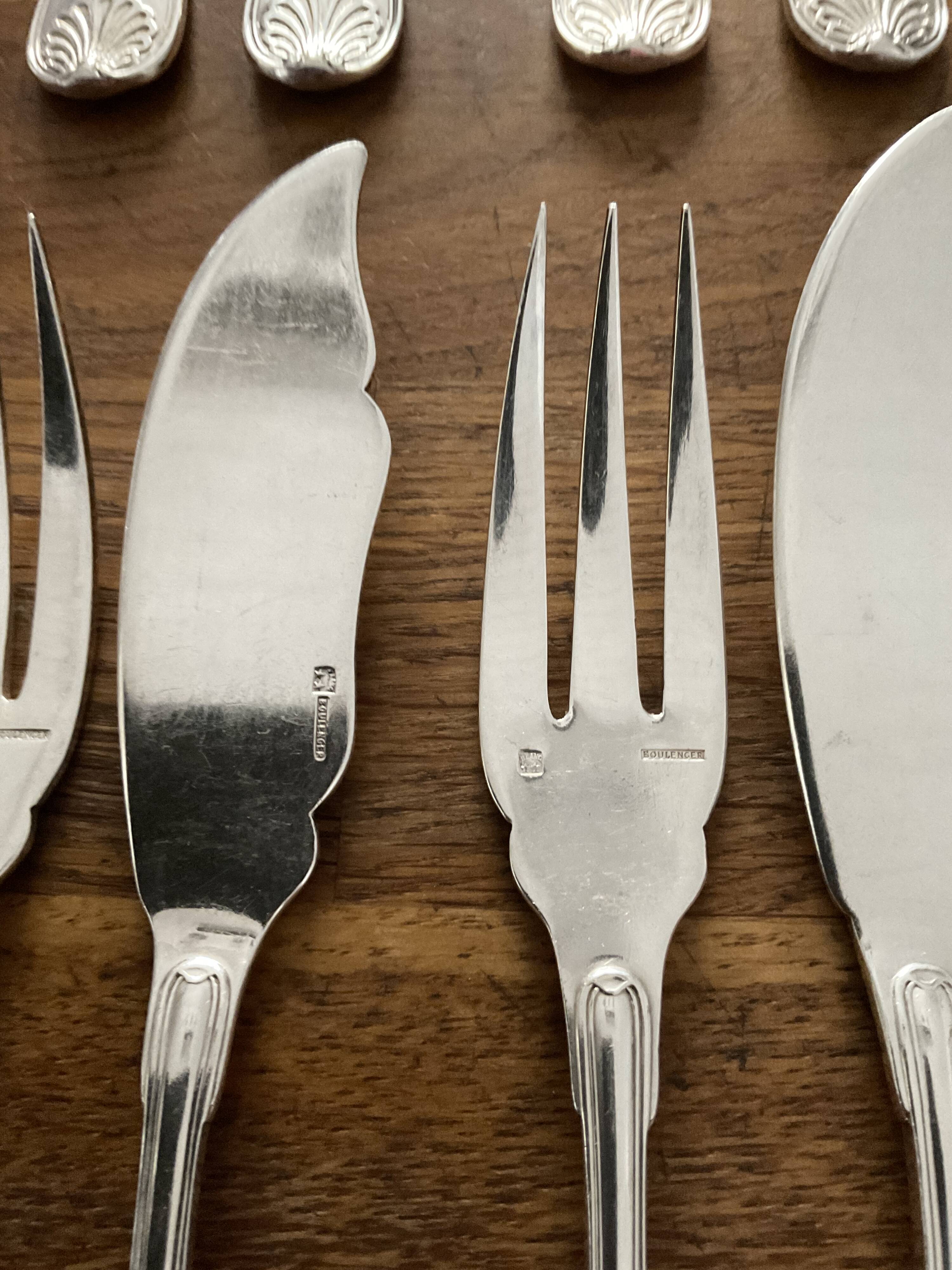 Set of 12 fish cutlery. Model Shell BOULENGER