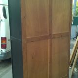 Armoire vitrine parisienne
