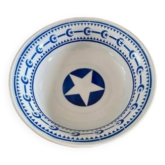 Large and rare oriental salad bowl on earthenware heel stamped Digoin Sarreguemines (1920-1950)