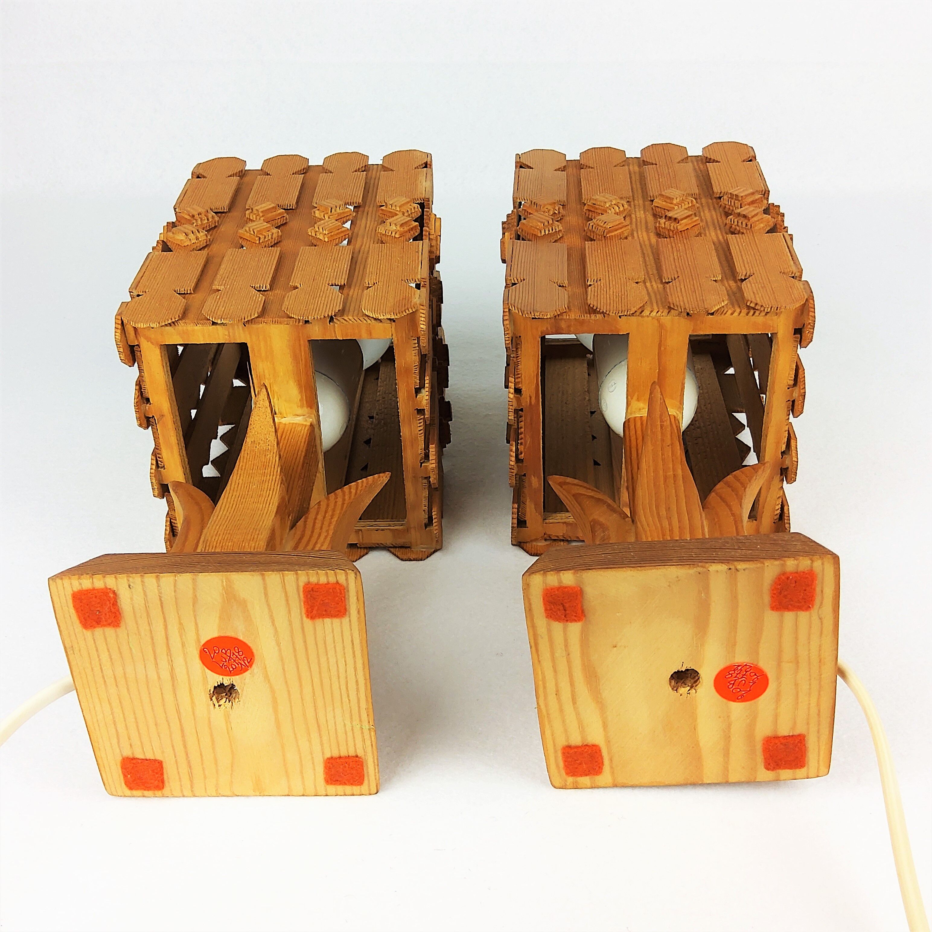 2 lampes scandinaves en pin 1960