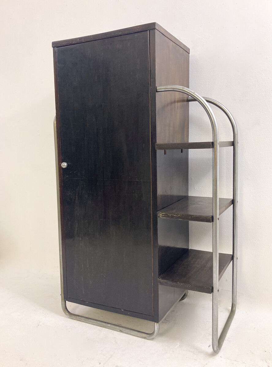 Modernist furniture in wood and tubular metal, 1920s