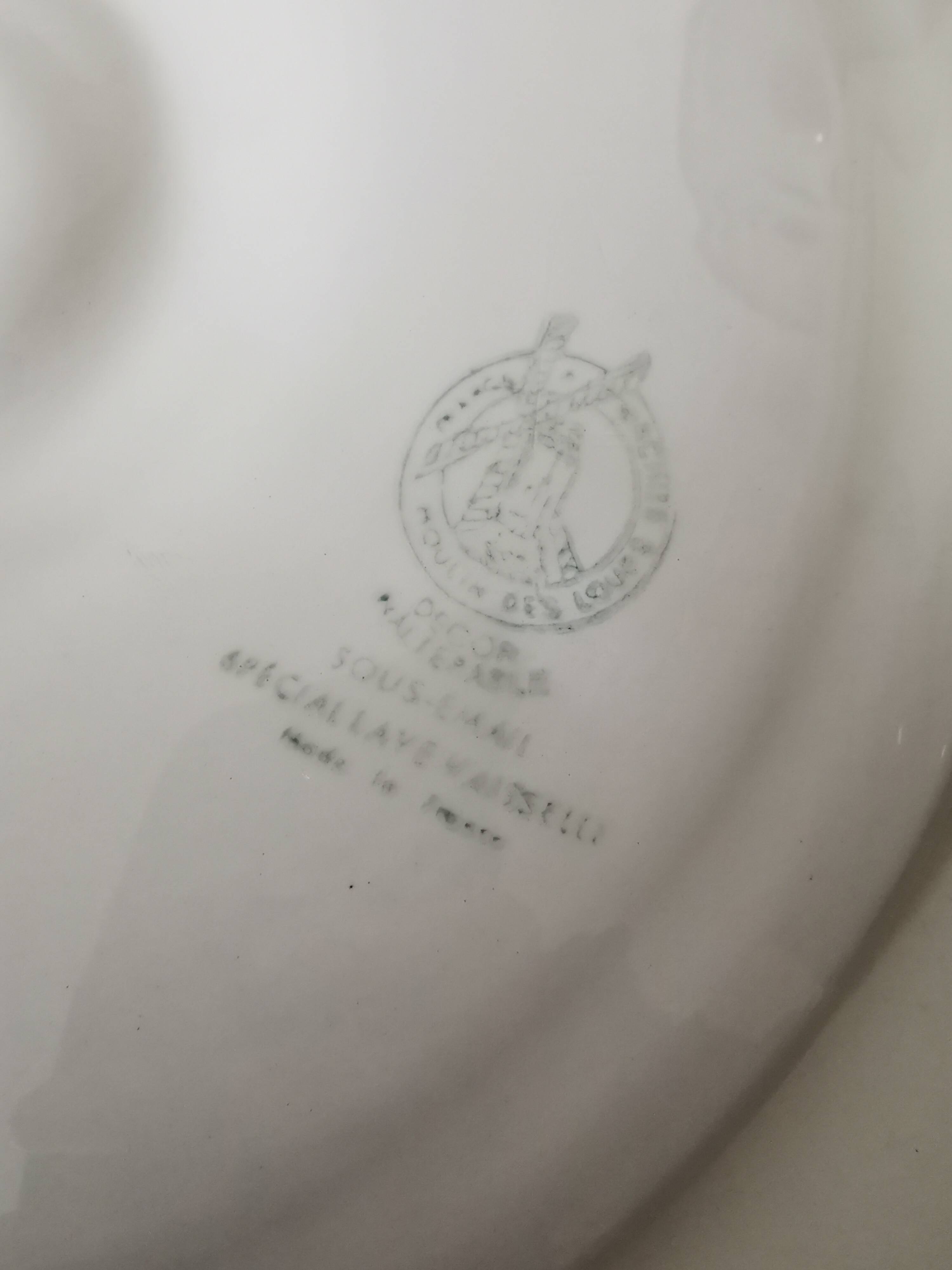 Plates, oyster dish, gray and white, Moulin des Loups ceramic