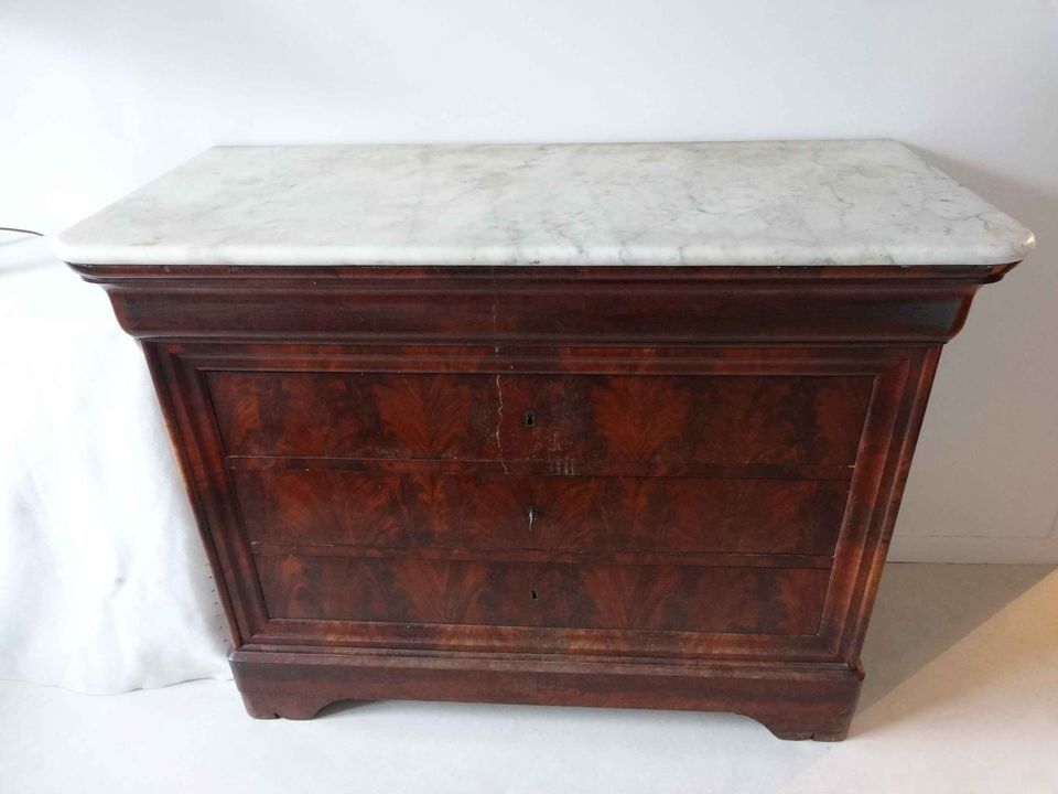 Commode dessus marbre excellent état AF26
