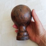 Boule de rampe d'escalier ancienne en bois tourné