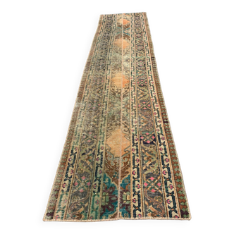 Tapis tribal vintage en laine, turc, étroit, en détresse, 270x67 cm