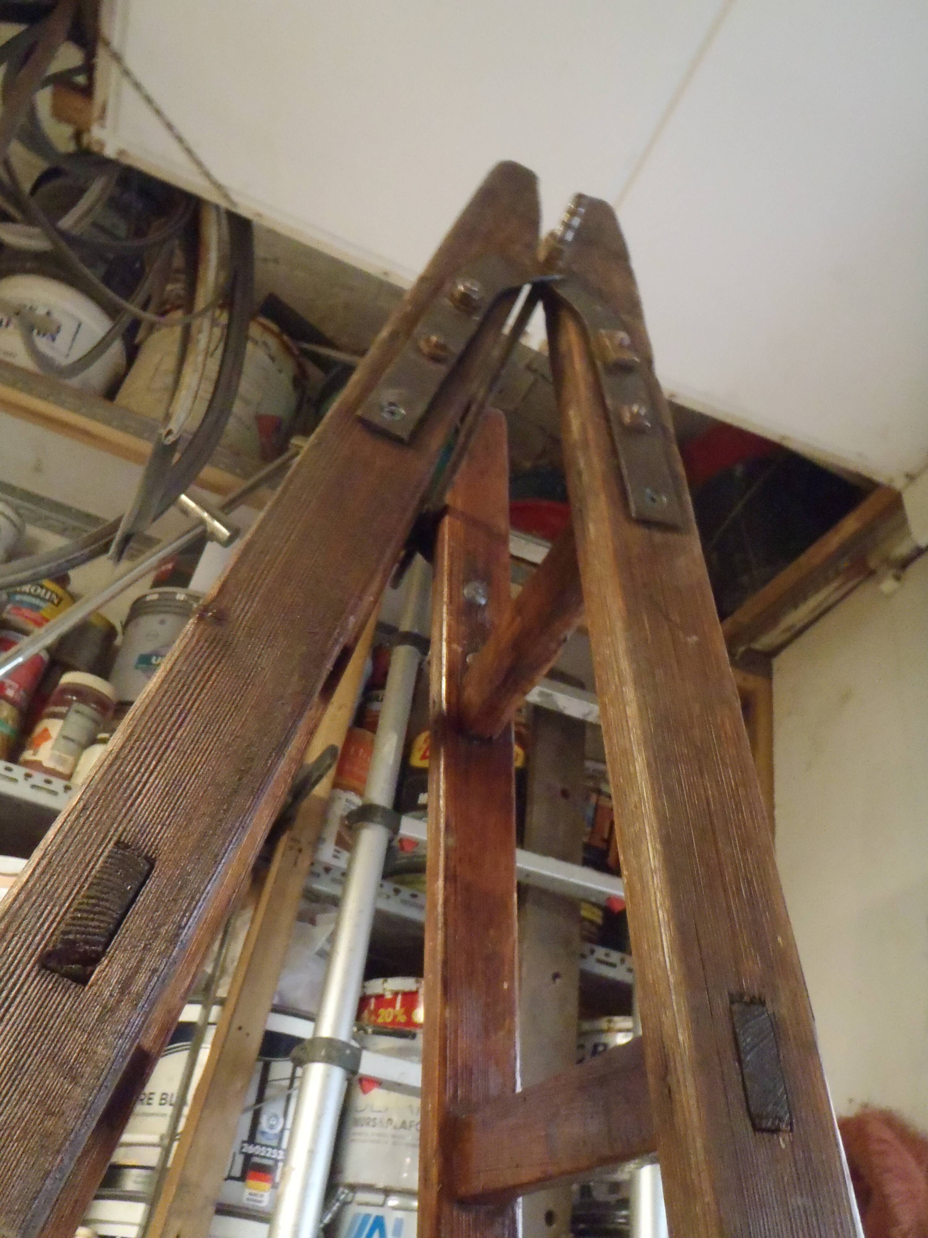 Vintage 9-step painter's stepladder