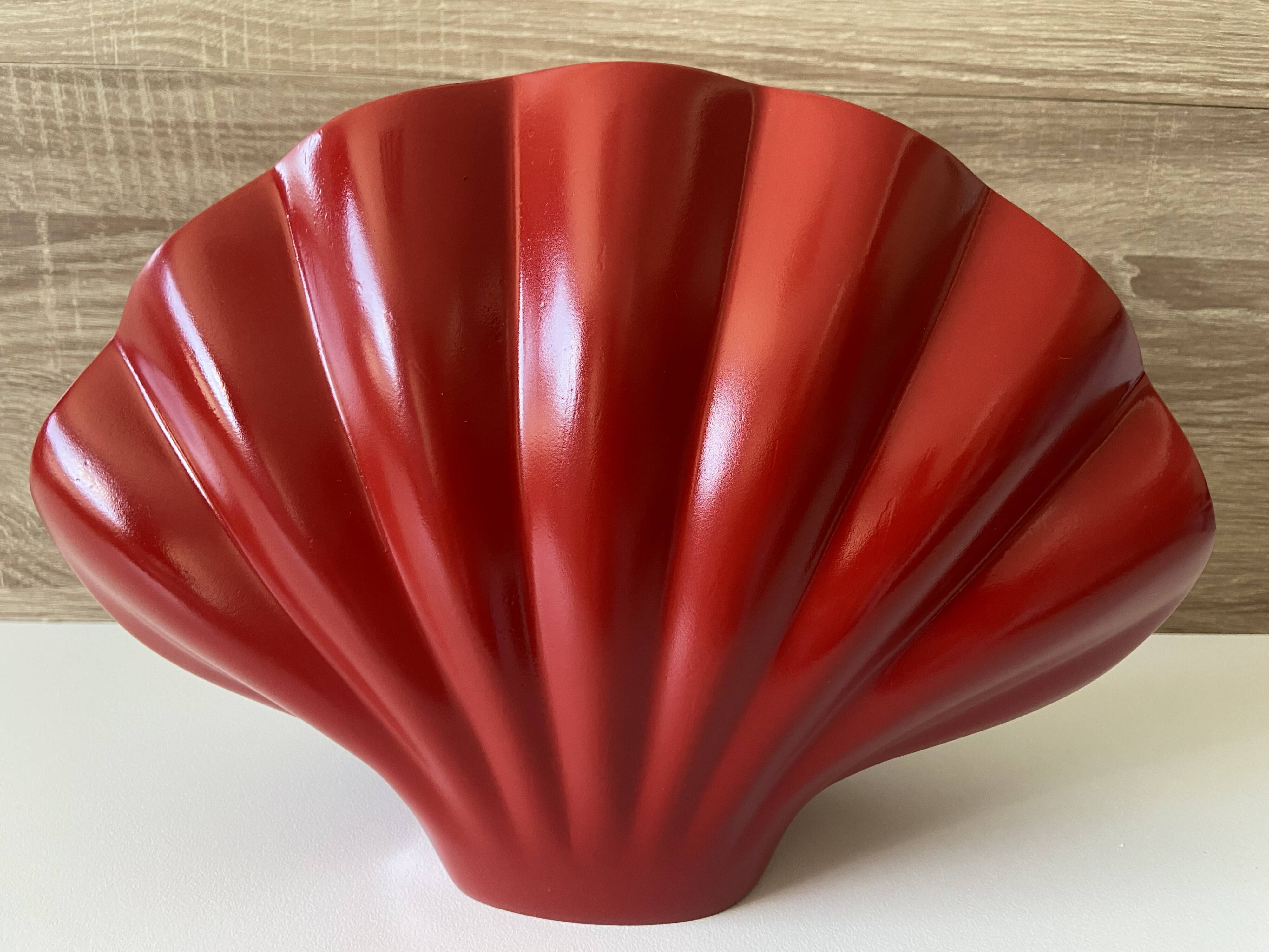 Atypical Red Shell Soliflore Vase Solid Cast Aluminum Art Decor