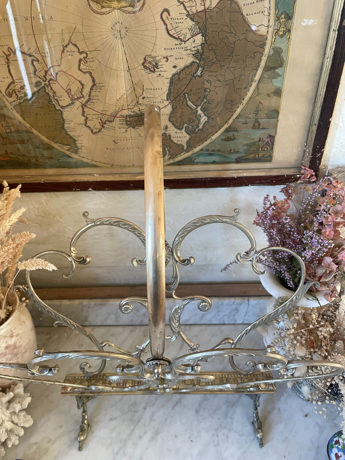 Porte-revue italien en bronze