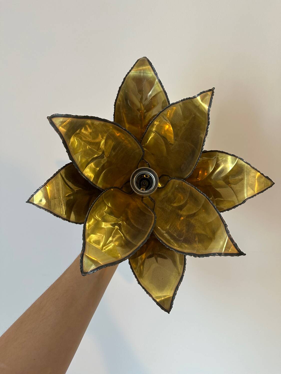 Copper-plated brass flower wall light