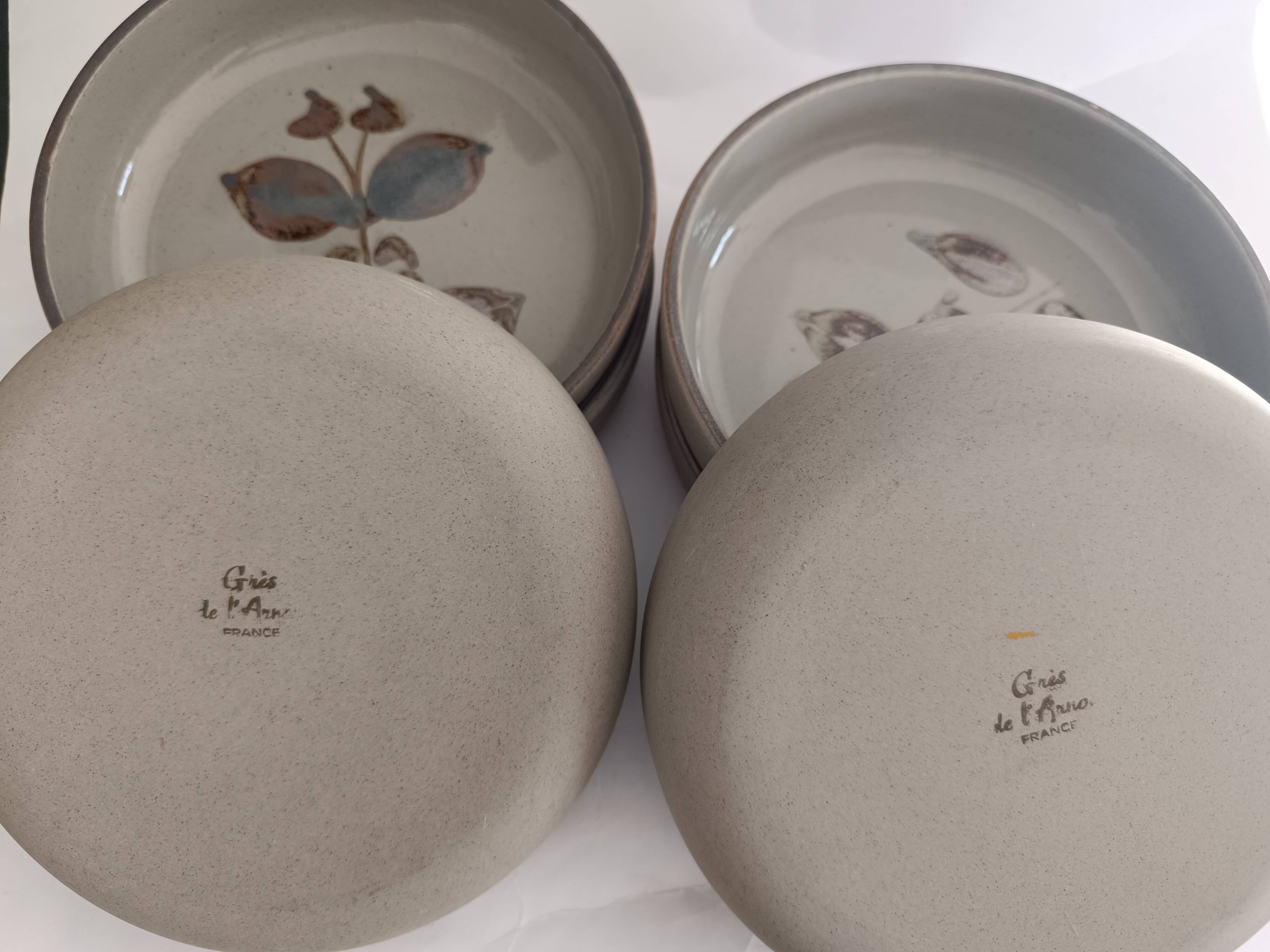 Deep plates in Arnon stoneware