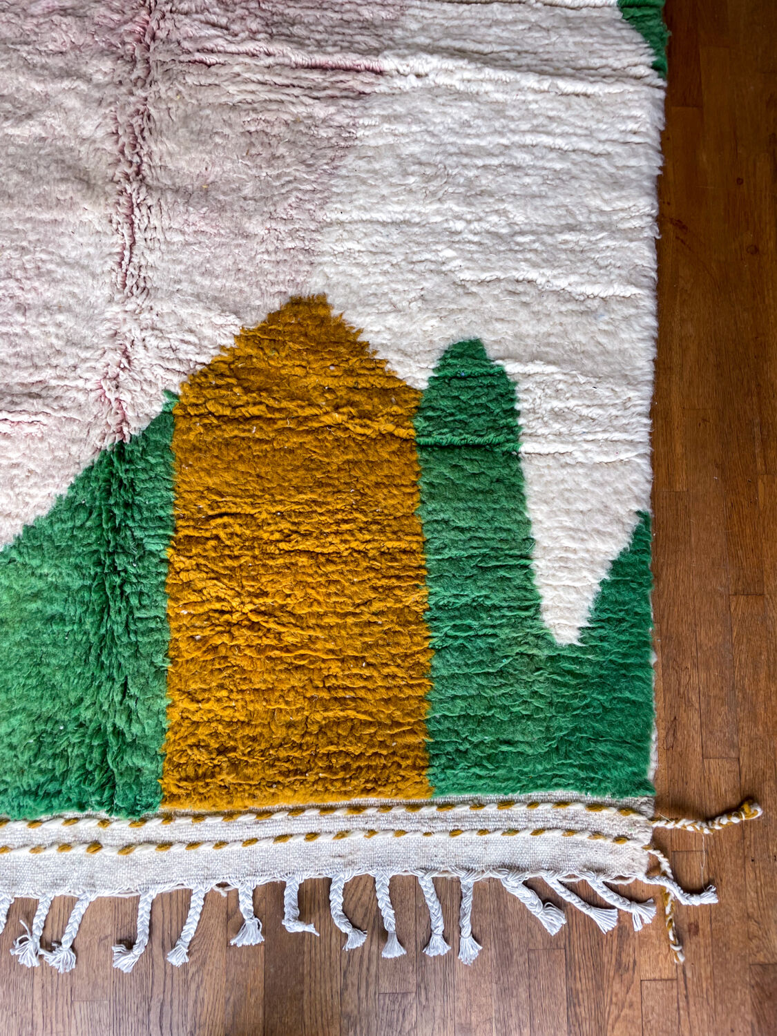 Moroccan berber carpet 155x245cm