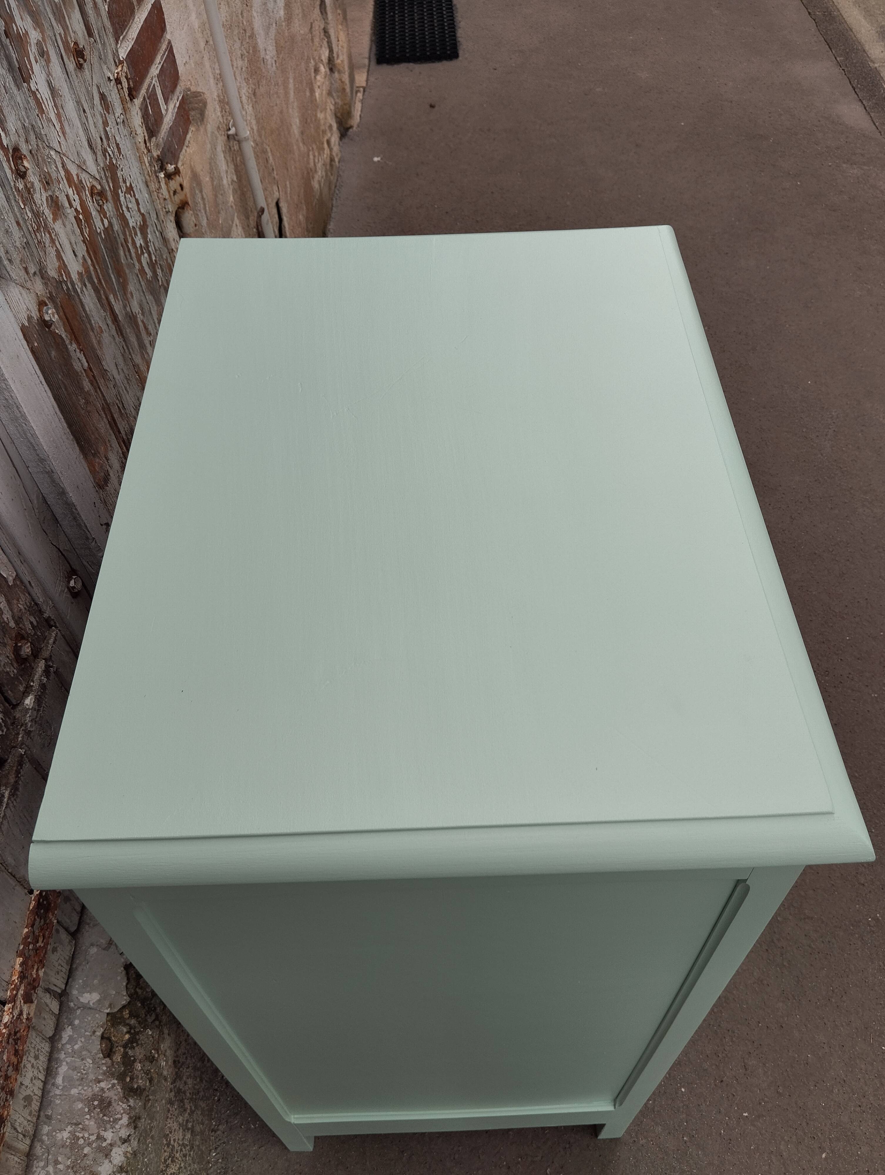 Buffet parisien vintage