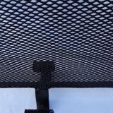 Black wire mesh iron screen