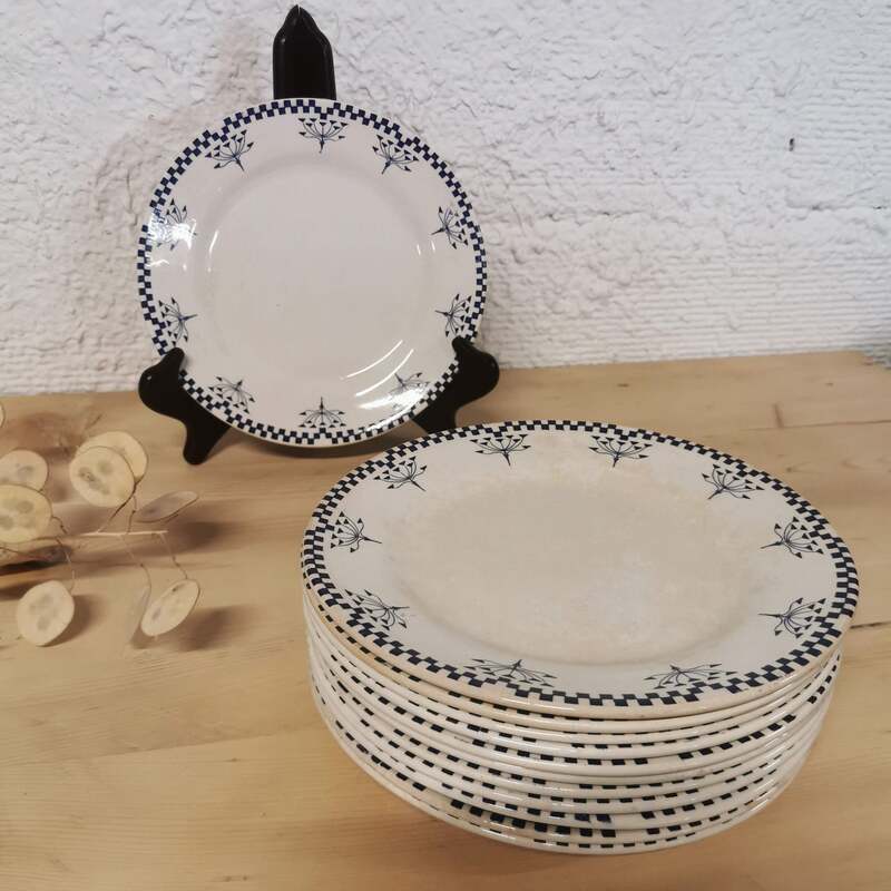 Checkerboard dessert plate - Creil and Montereau