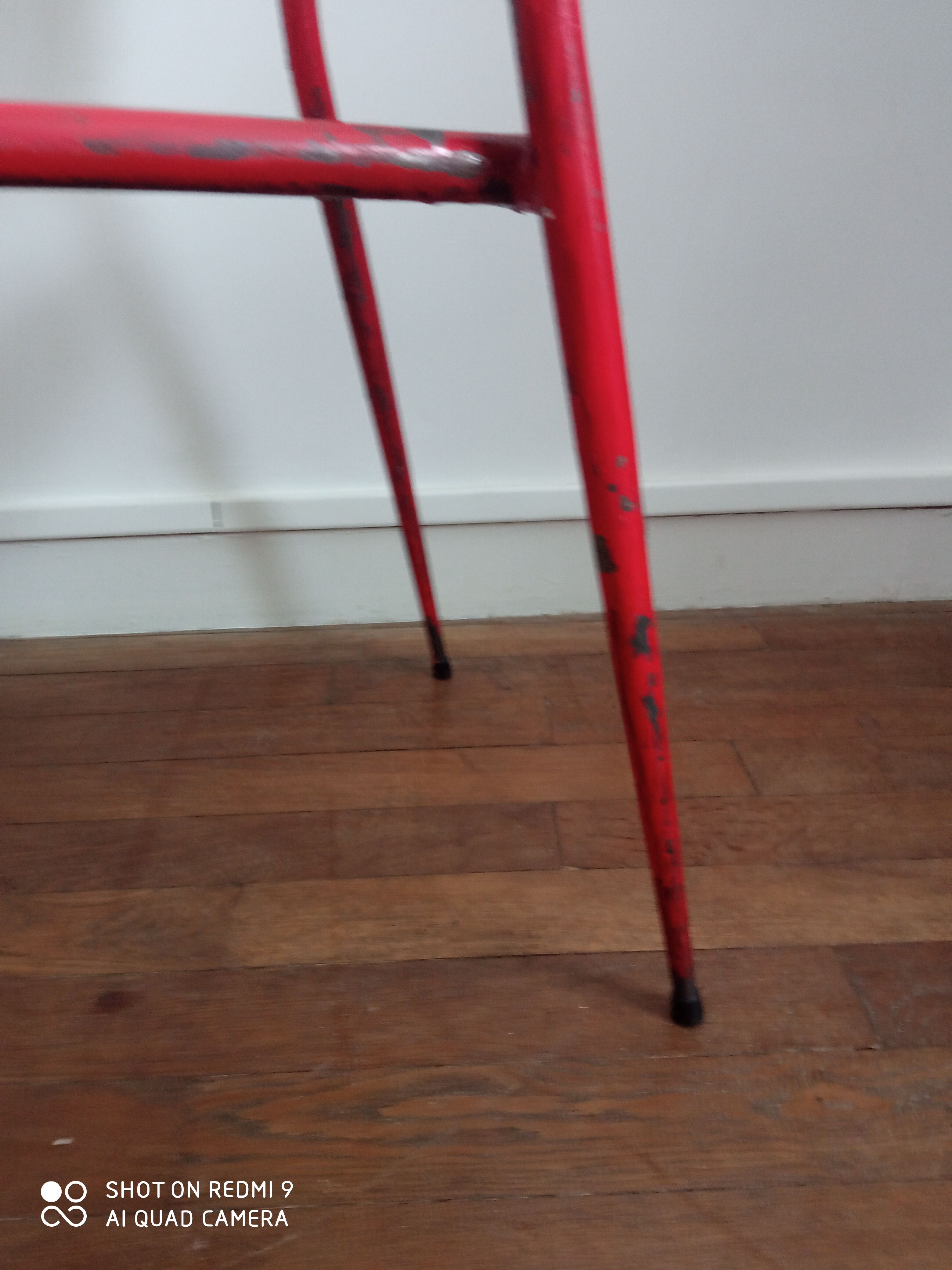 Mullca Chairs 510 Foot Compass