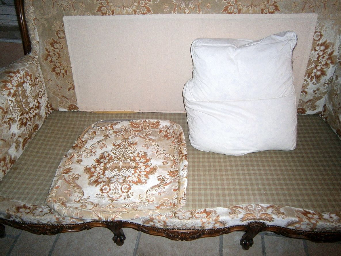 Solid wood and fabric sofa
