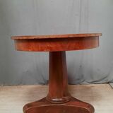 Restoration pedestal table with central barrel