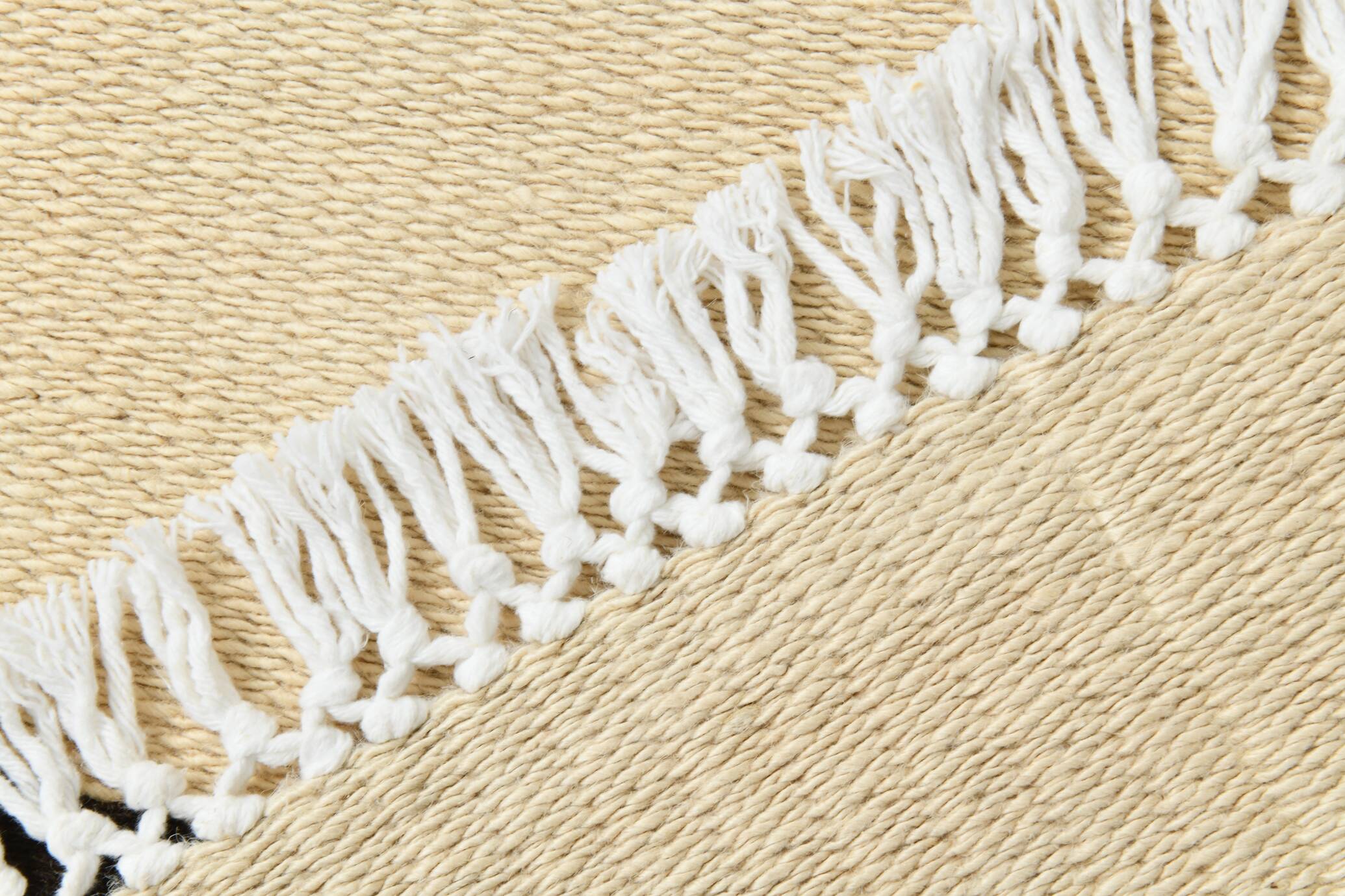 2x9 Handmade Hemp Runner Rug 75x282Cm