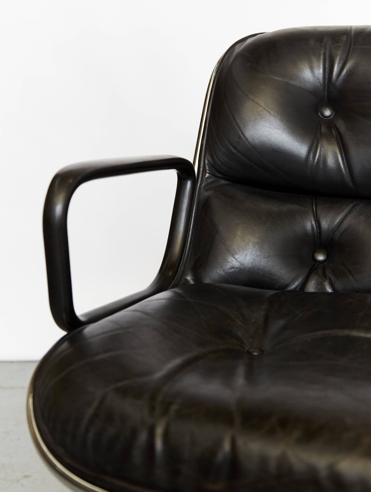 Executive chair by Charles Pollock for Knoll International, 1960s