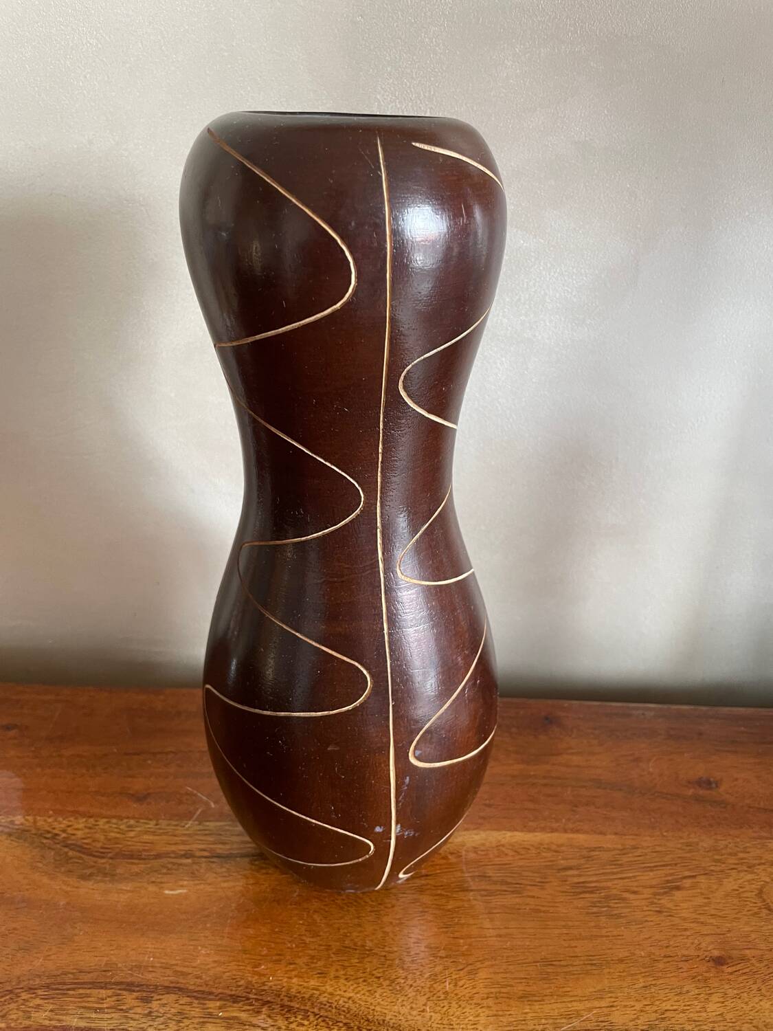 Vase en bois Africain