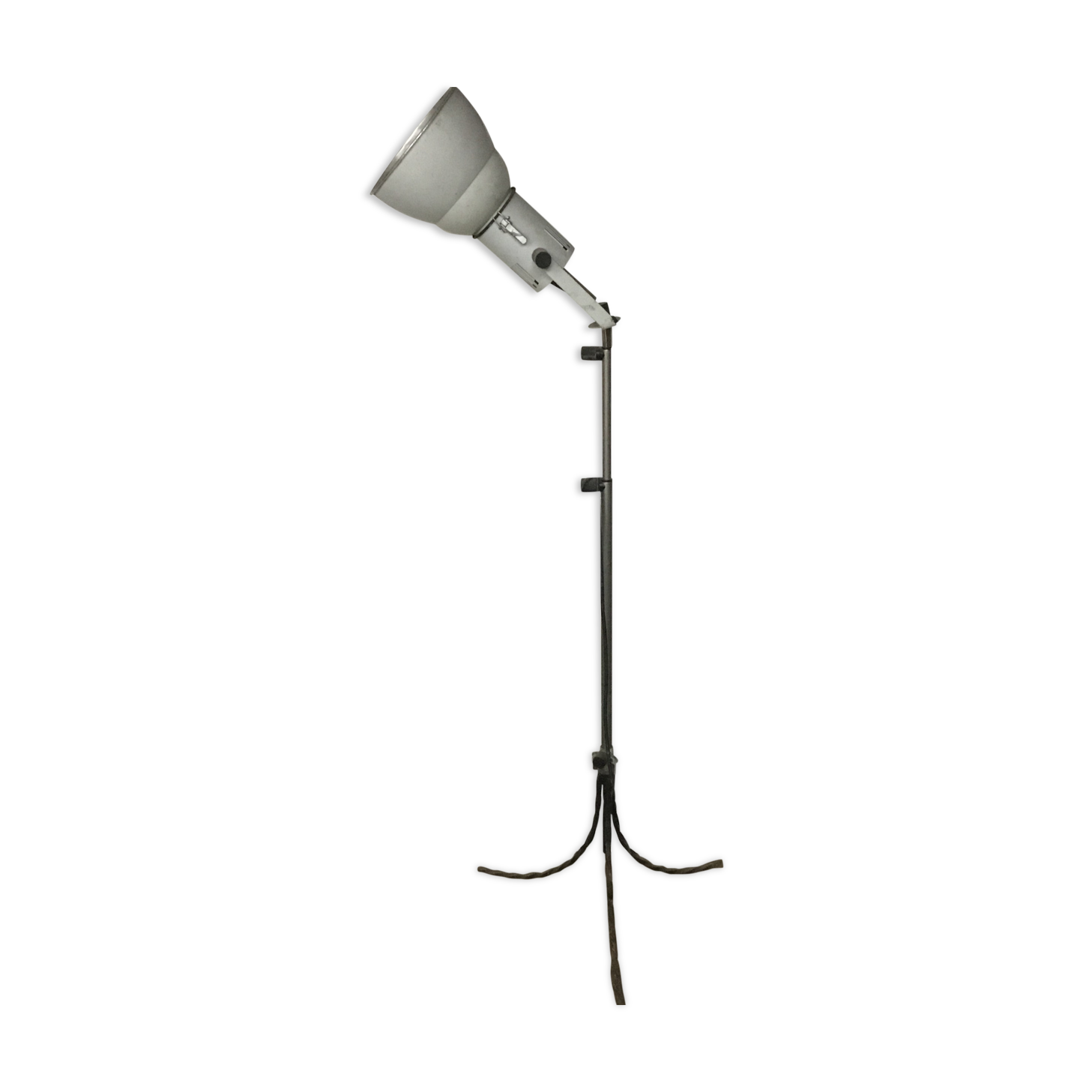 Industrial lamp on wrought iron tripod feet