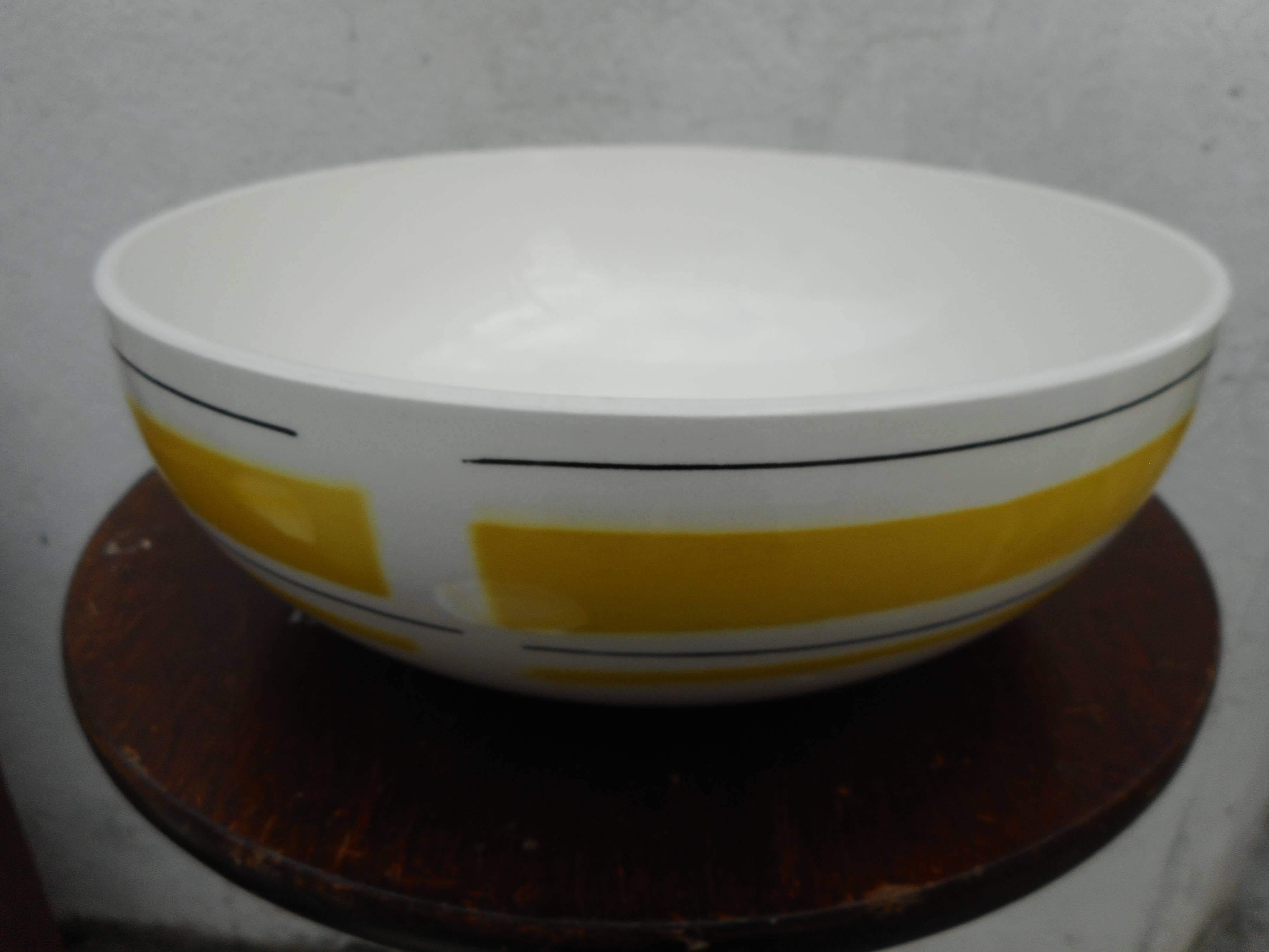 Salins earthenware bowl