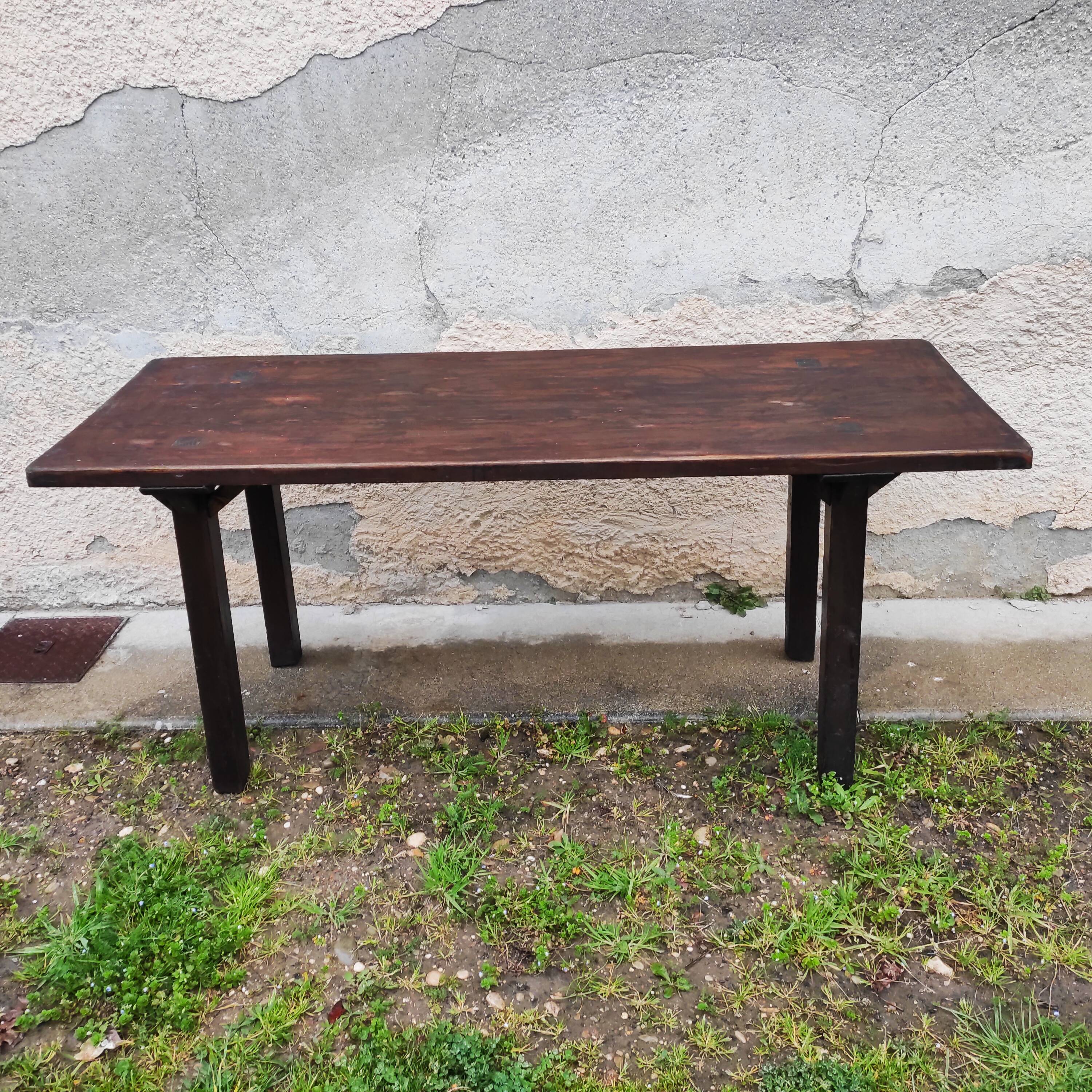 Minimalist Brutalist Farmhouse Table