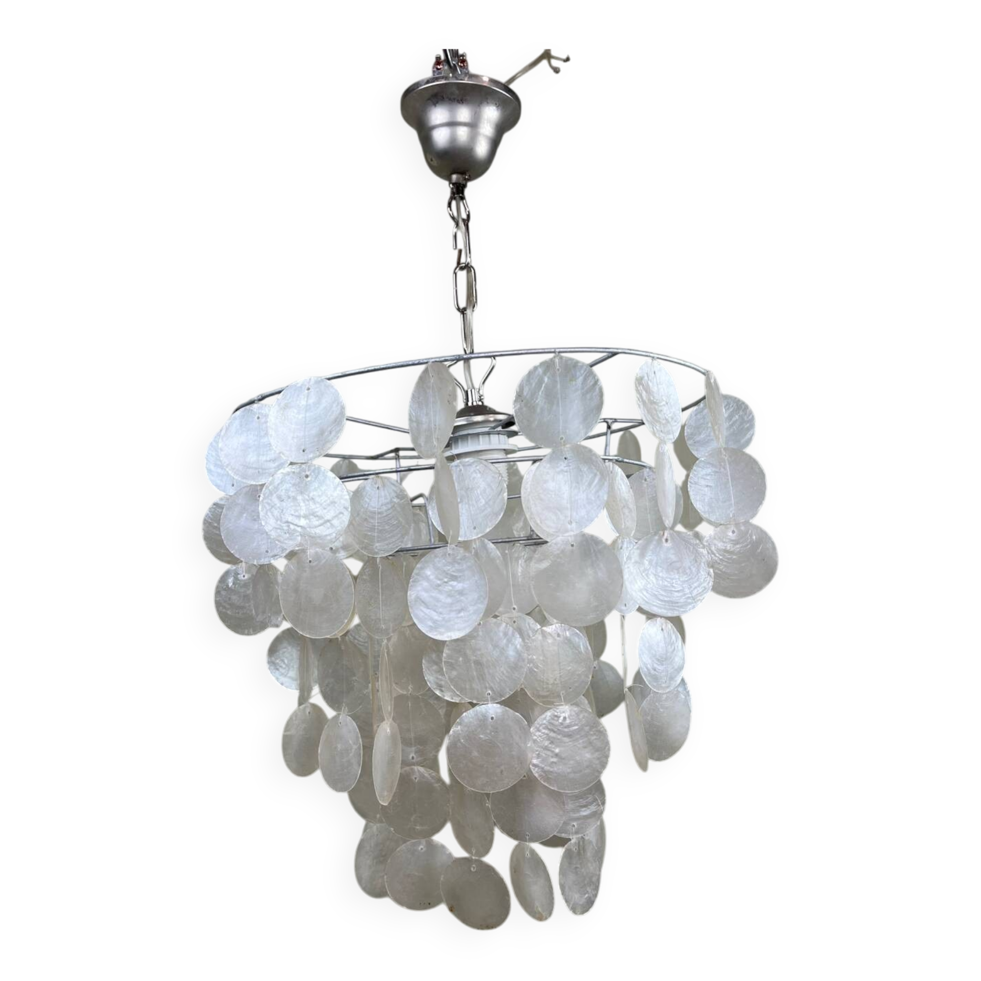 Suspension mother-of-pearl beads