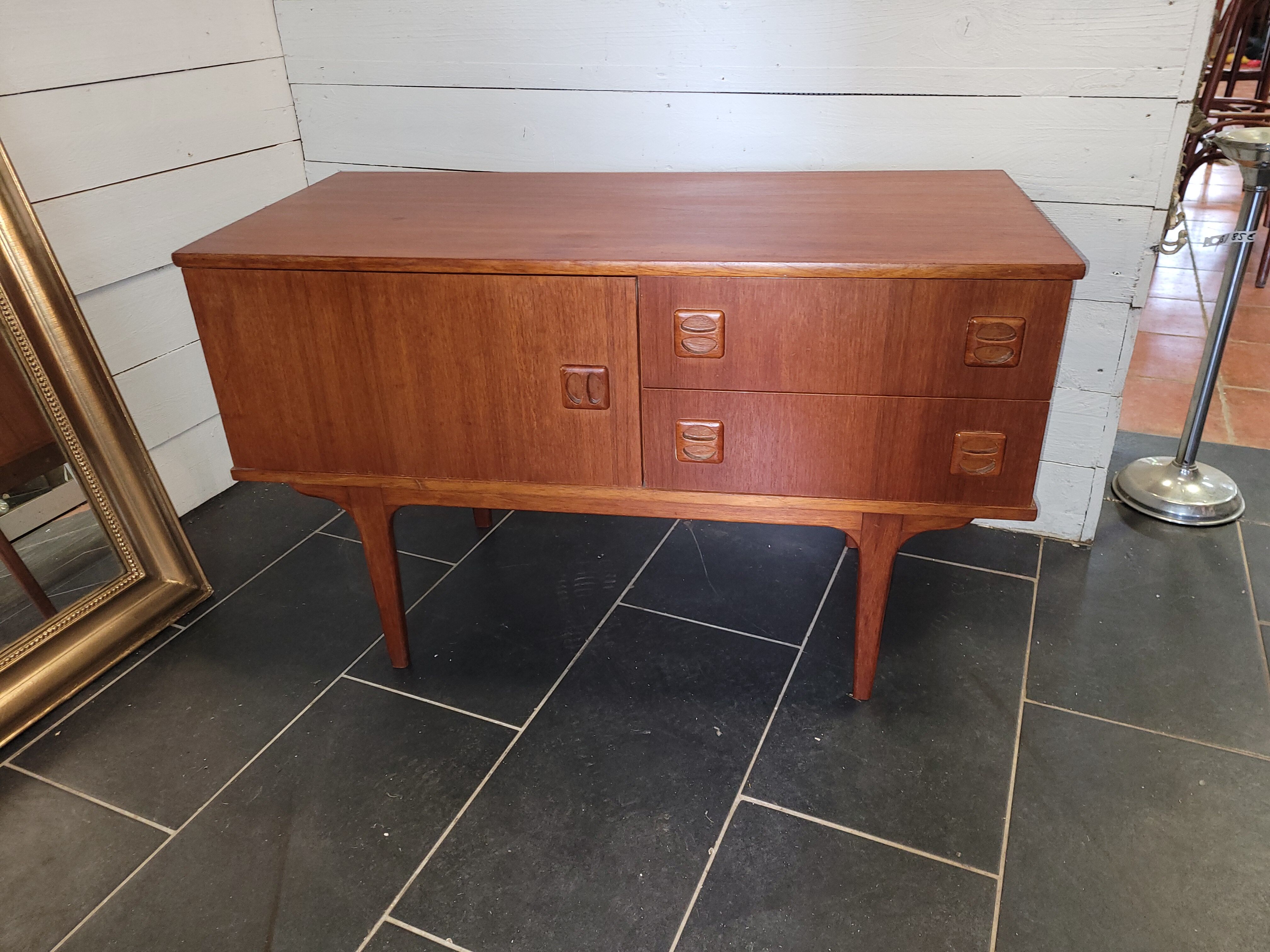 Scandinavian teak row from the 60s 100×62cms