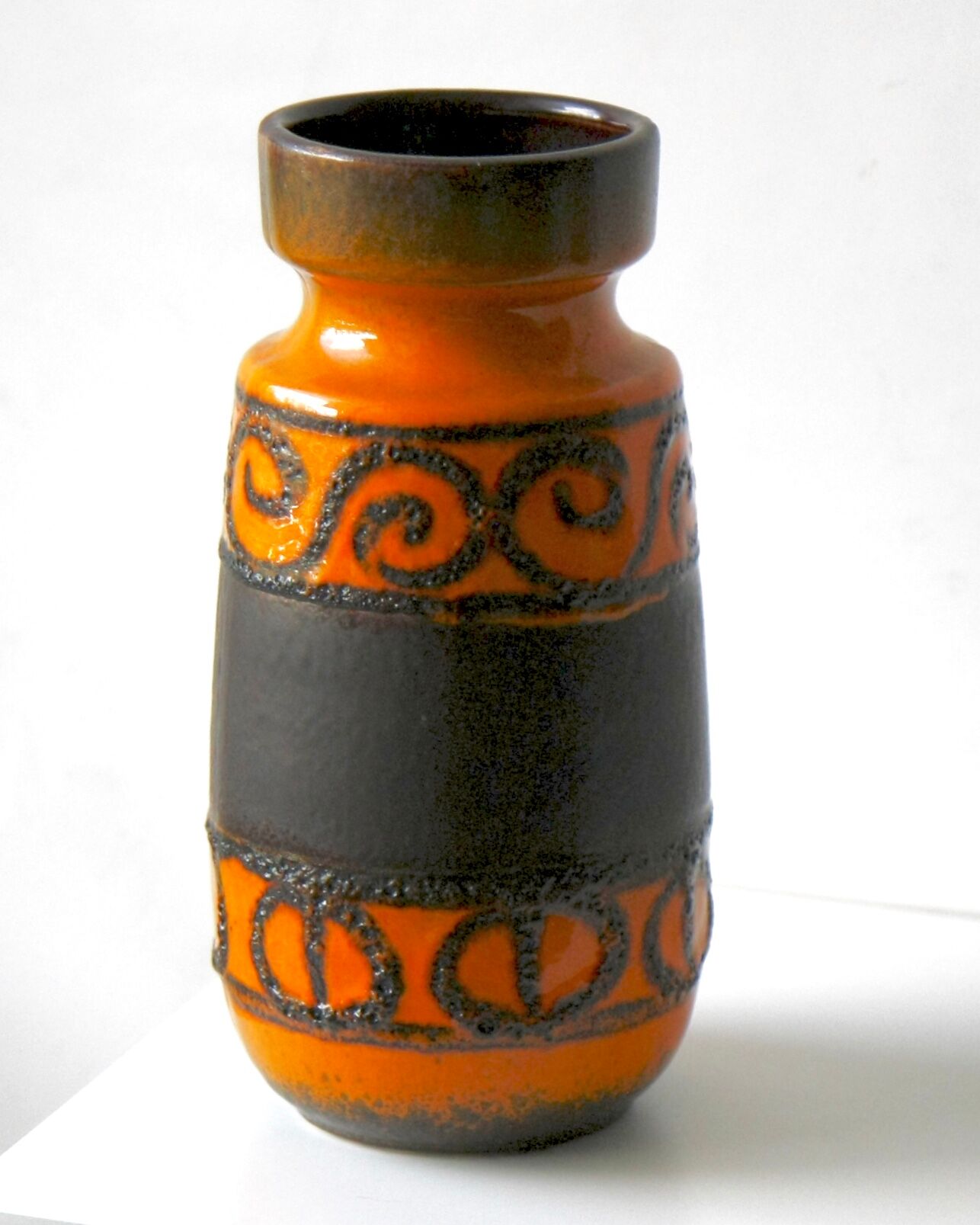 Vintage ceramic vase fat lava, West Germany, h. 22 cm.