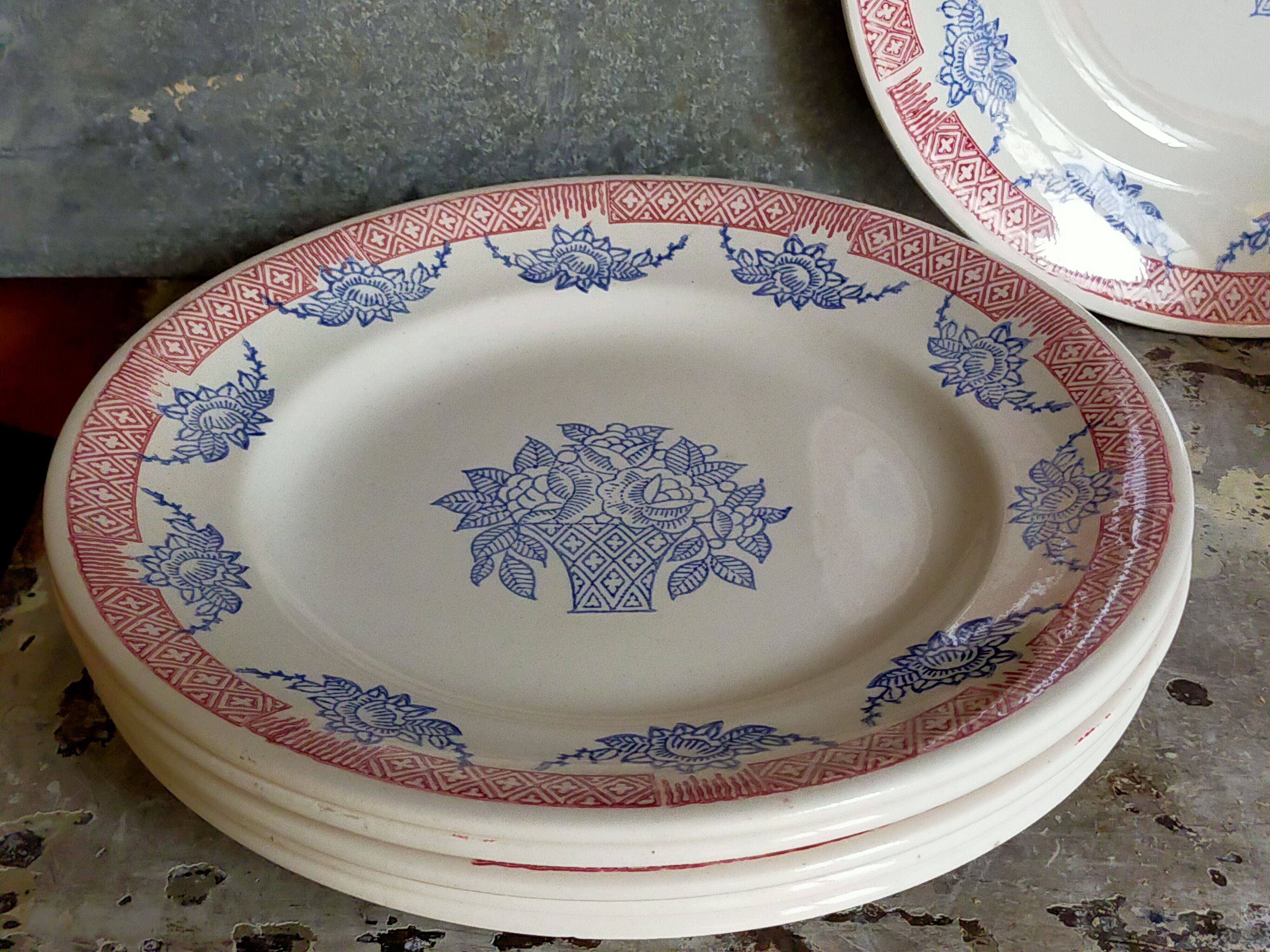 Six Art Deco plates in Longwy service "Normandy"