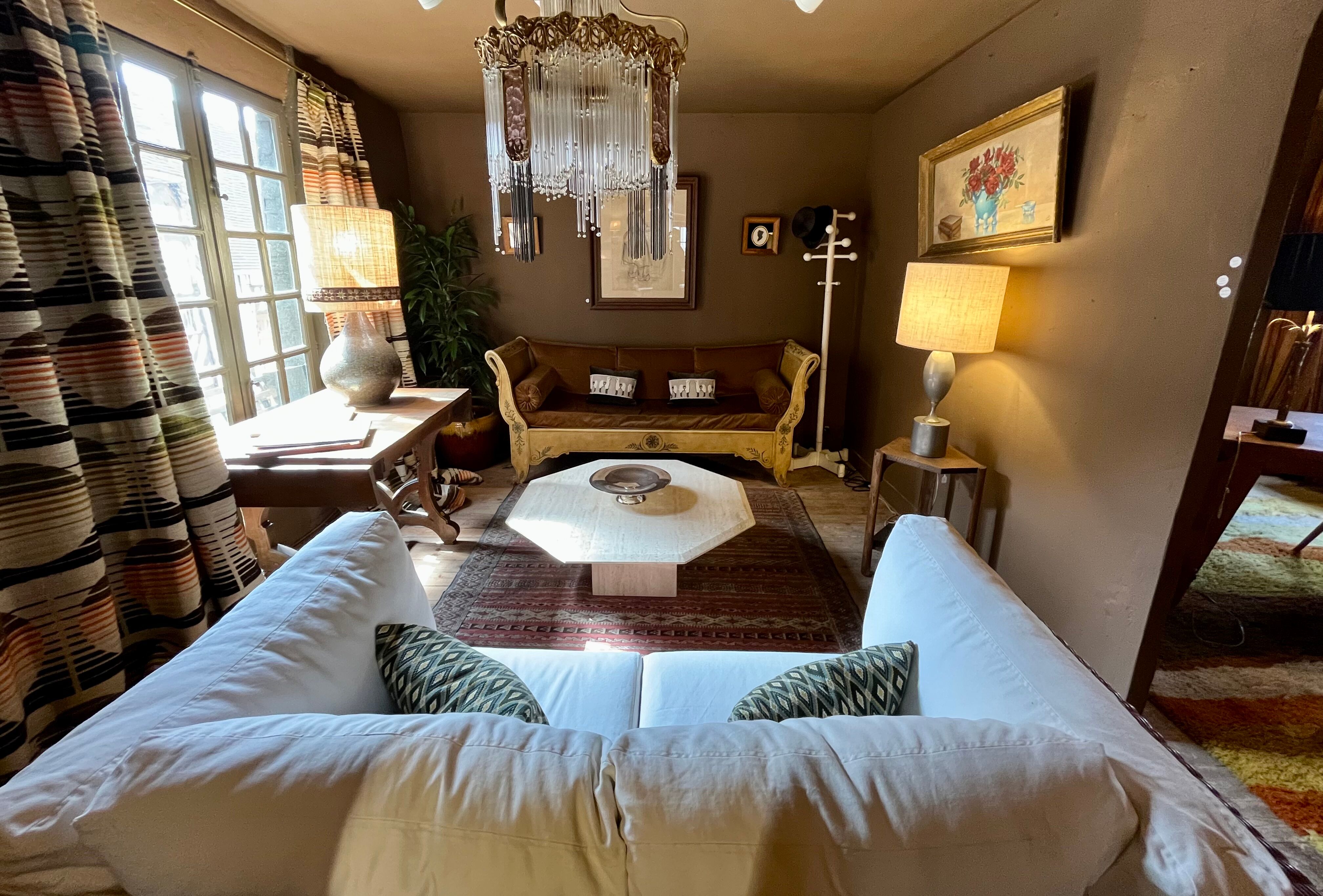 Bench 1900 swan head