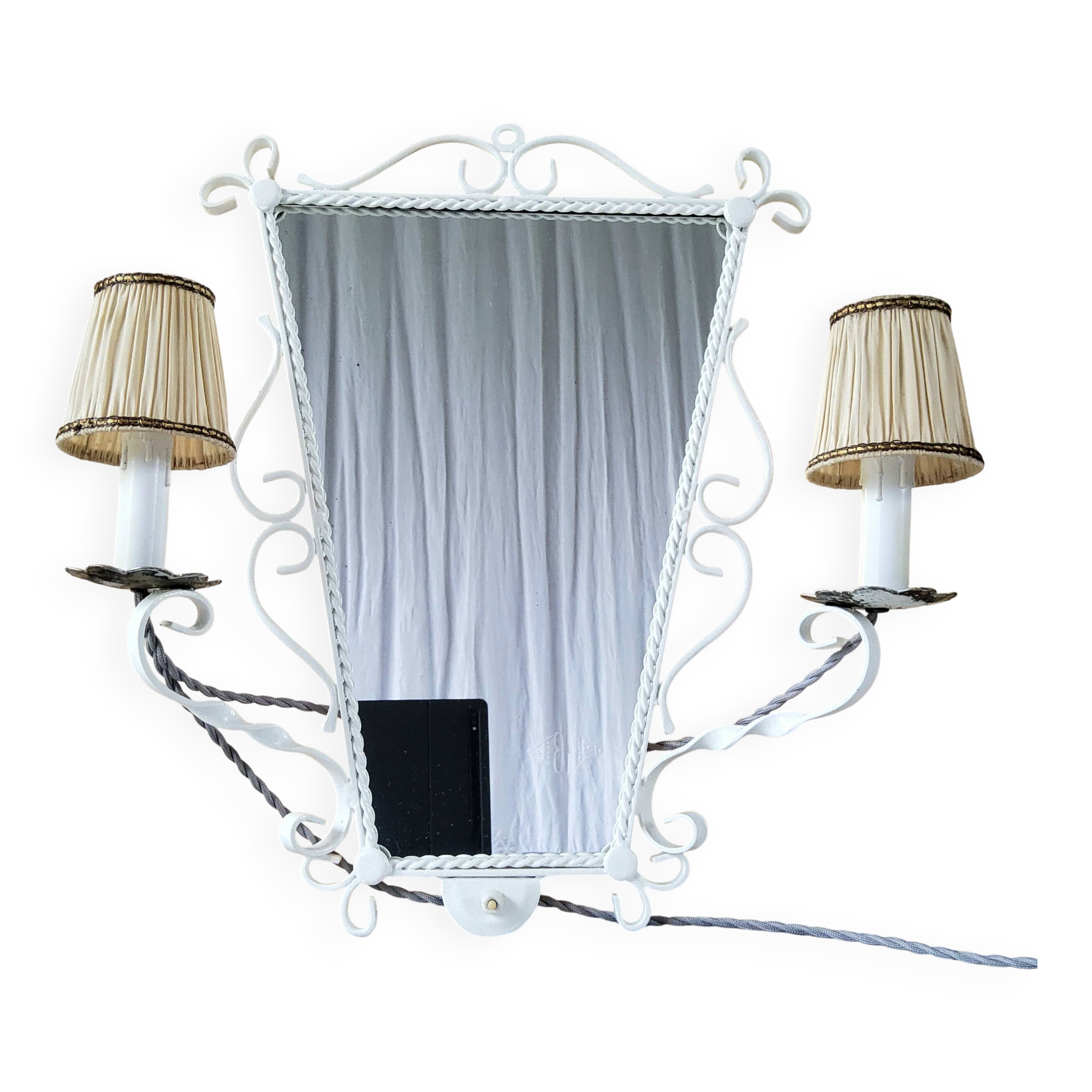 Wall-mounted mirror