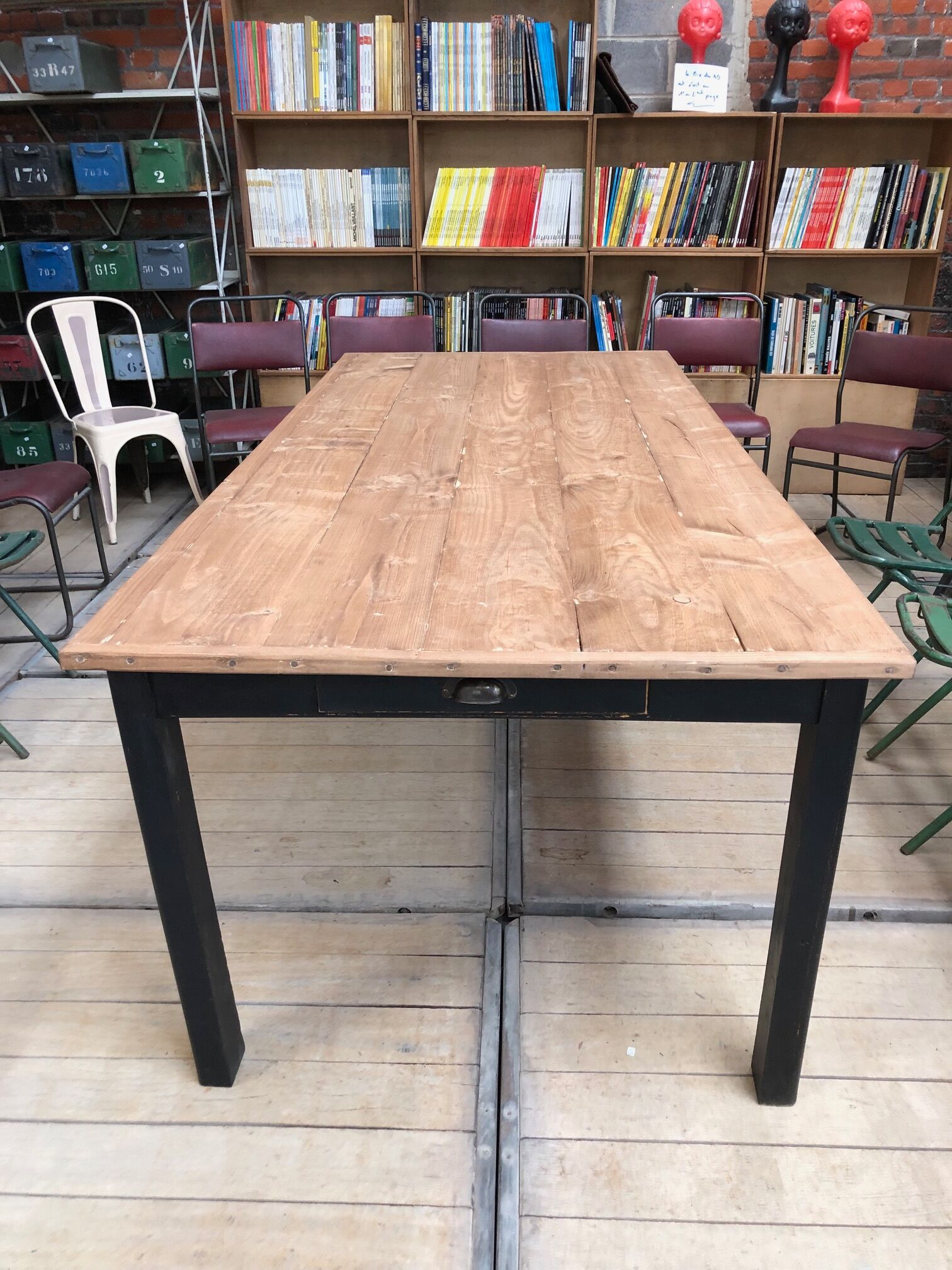 Old community table 6 drawers