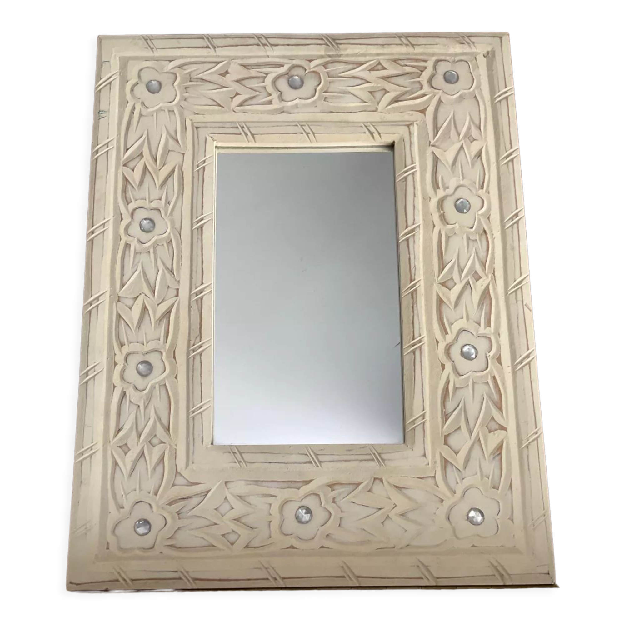 Miroir en bois sculpté