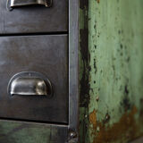 Armoire à tiroirs en métal