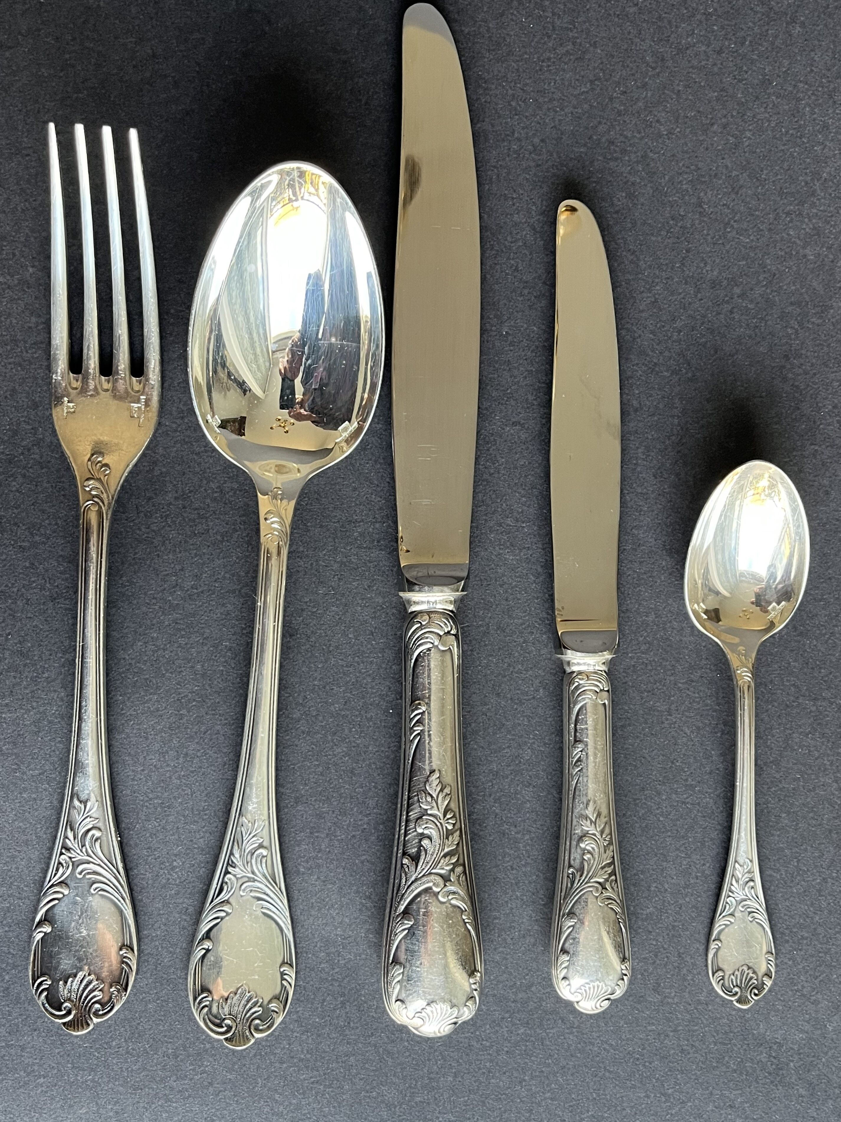 Ménagère Christofle modèle Marly 111 pièces