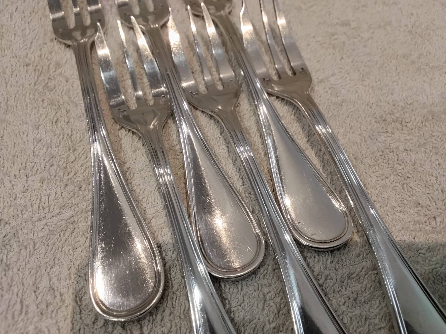 6 silver-plated metal cake forks by Christofle silversmiths, Albi pattern