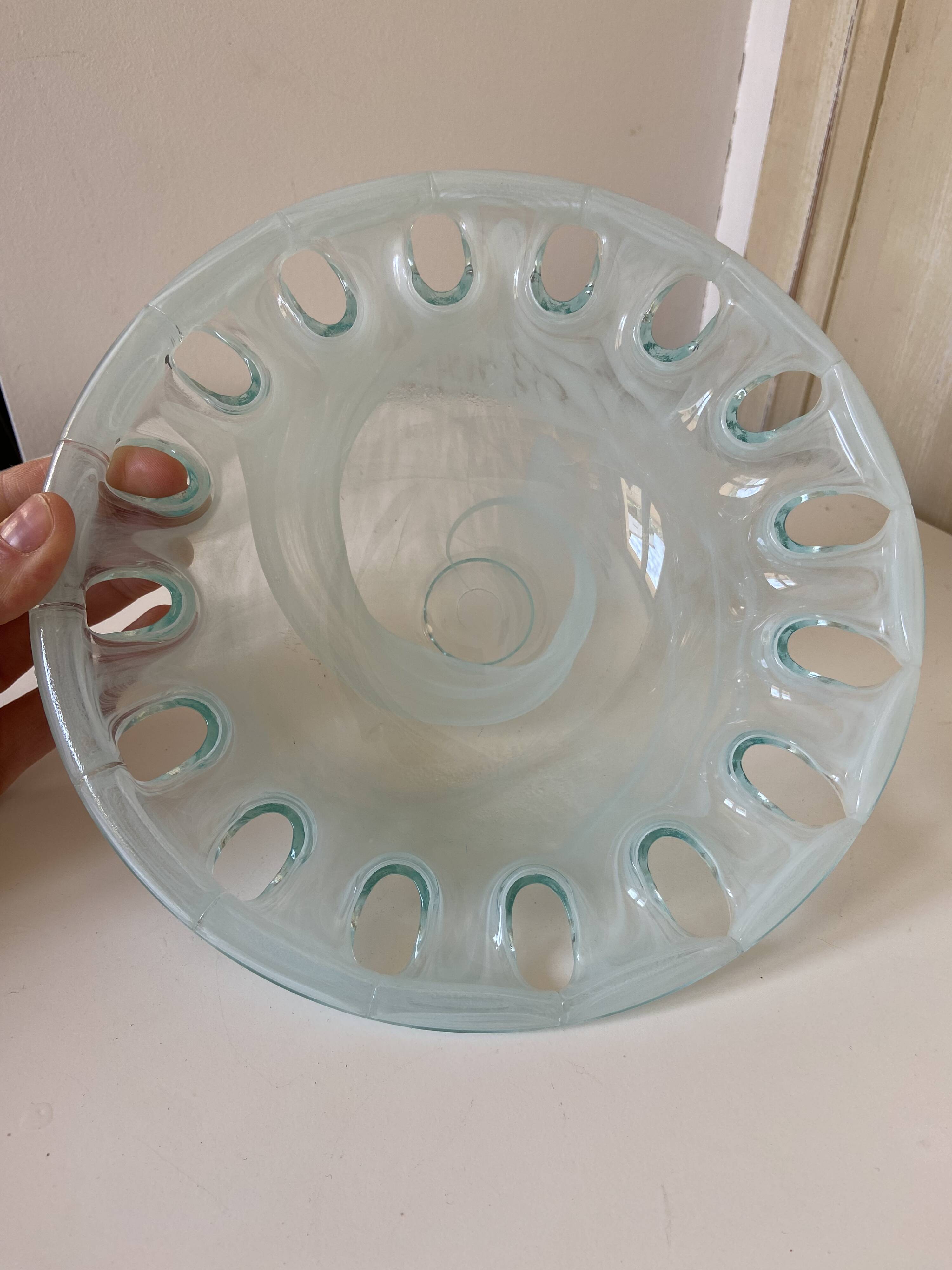 Transparent glass pocket tray in white shades - 80s/90s style