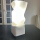 lampe vintage en plastique thermodeformée