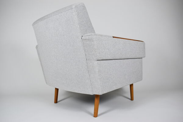 Fauteuil du milieu du siècle, restauré, 1960, gris clair