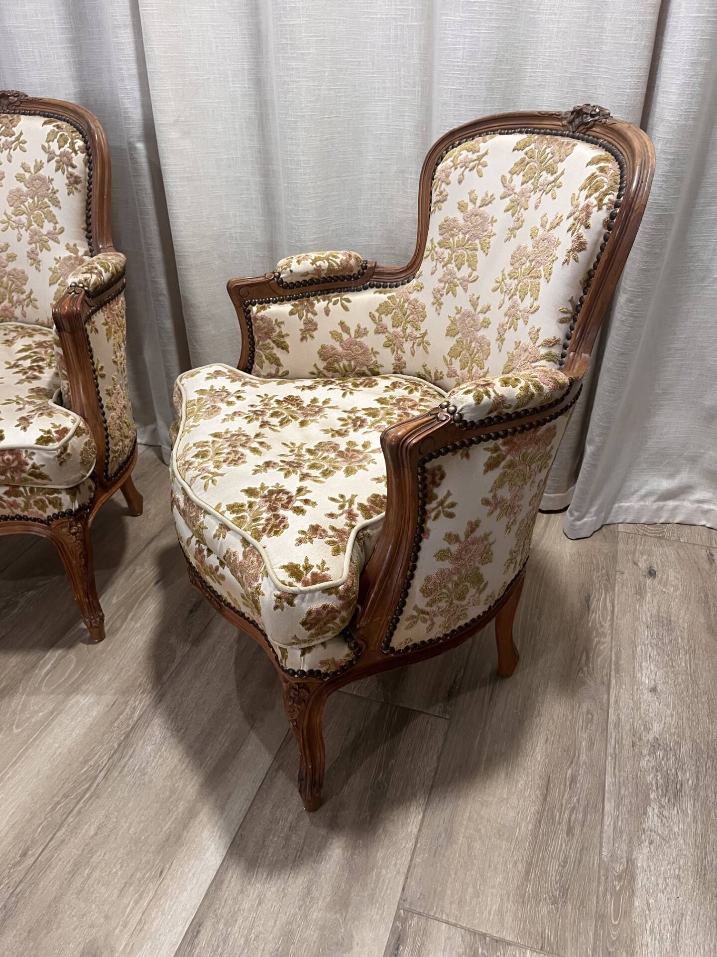 Pair of shepherdesses