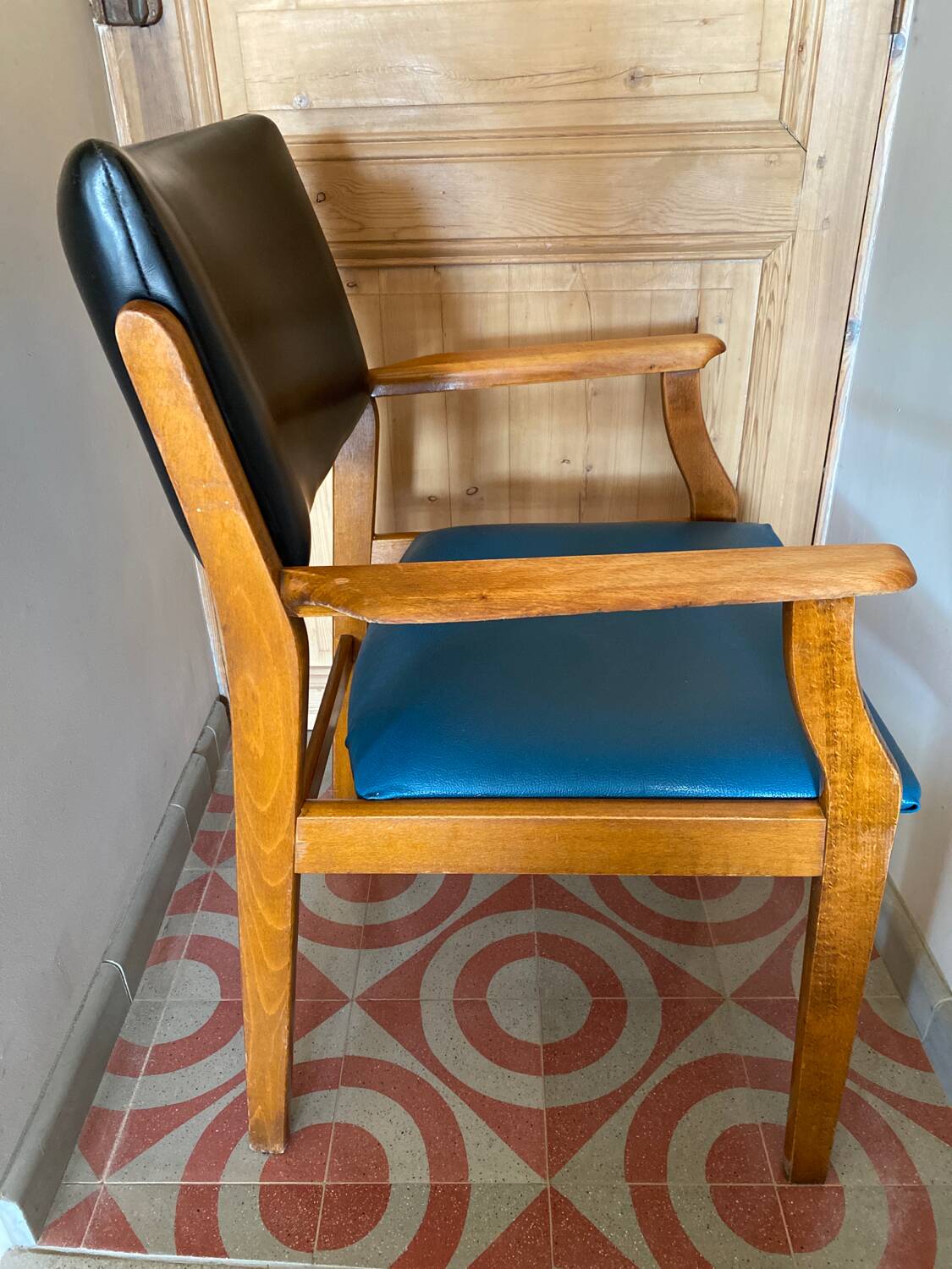 Vintage armchair 1950